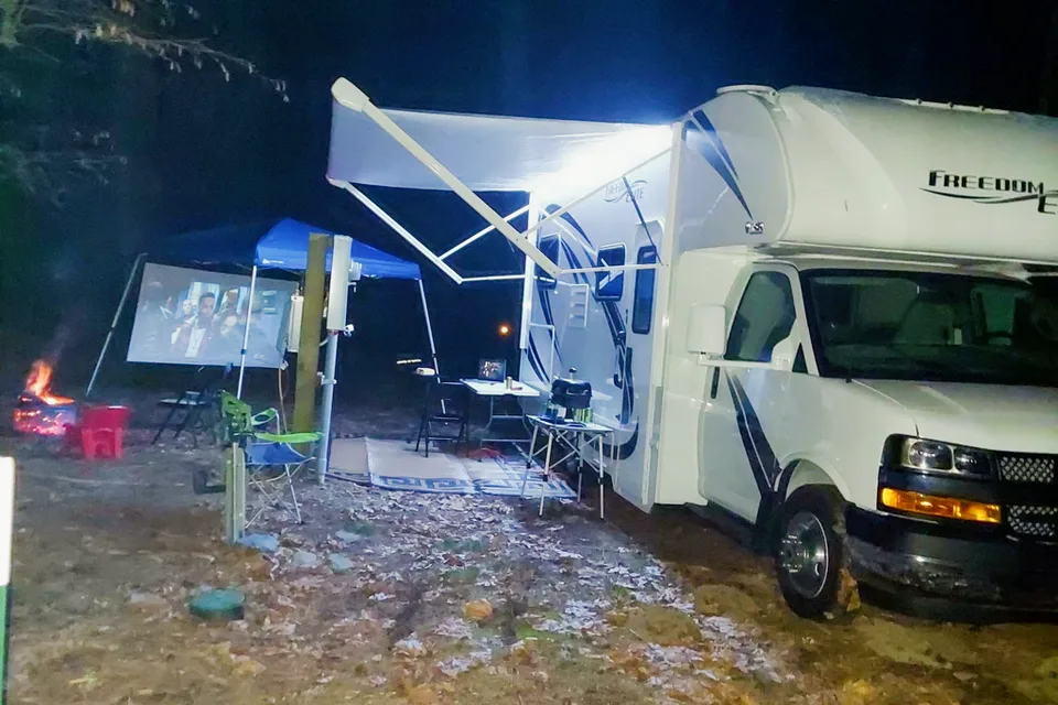 Family 2019 Chevrolet Motorhome - Thor Freedom Elite Class C