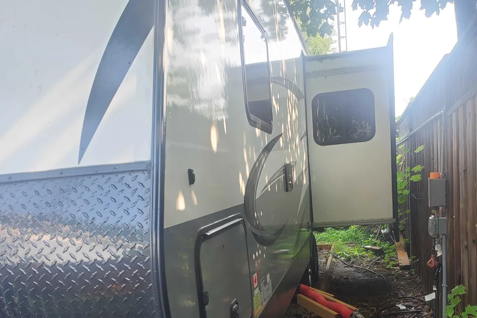 Starcraft 24rls Travel Trailer