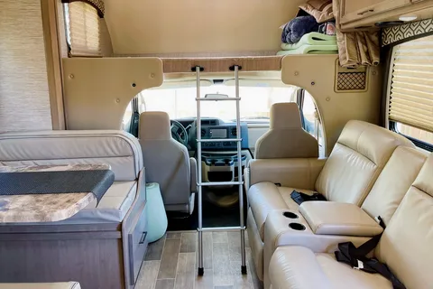 2021 Thor Motor Coach chateau Class C