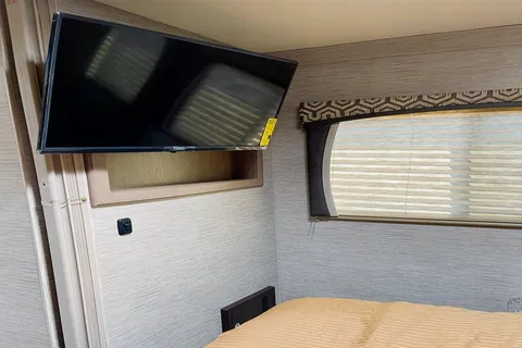2021 Thor Motor Coach chateau Class C