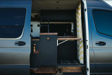 Freeda - Mercedes-Benz Sprinter 144wb Campervan