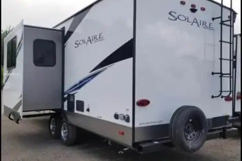 La familiale