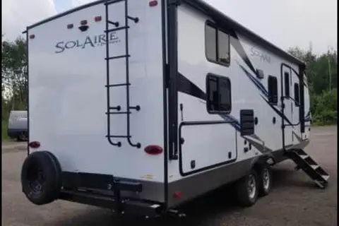 La familiale