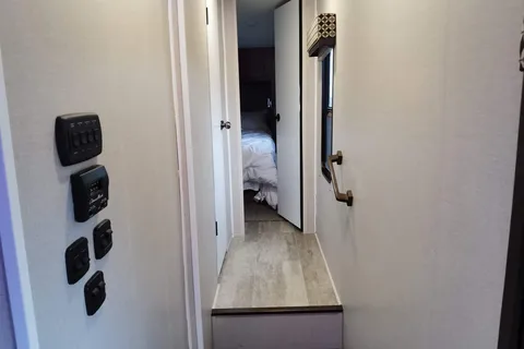 Big Bad and Beautiful 5th escape