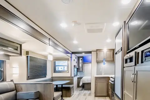 Seatosky Glamper