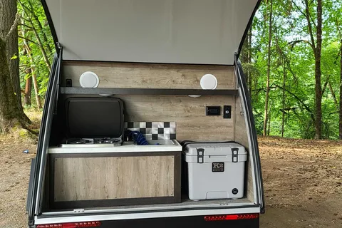 Bushwhacker Tow With Anything and Everywhere Comfort Trailer