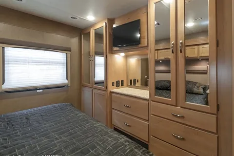 Sample’s Thor Motor Coach Ace Class A
