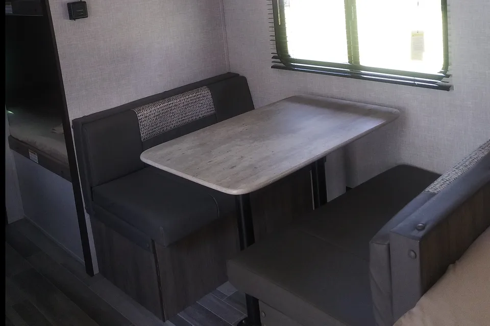Frederick's Crossroads Zinger Travel Trailer