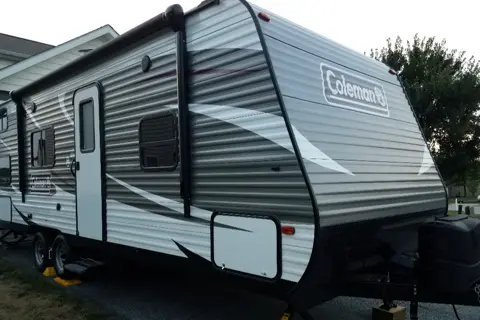 Brian's Coleman 27BHS Travel Trailer