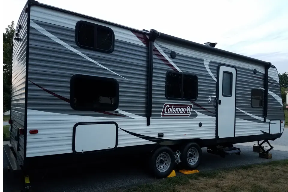 Brian's Coleman 27BHS Travel Trailer