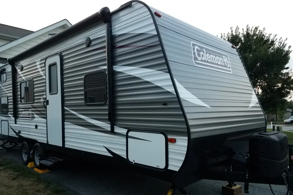Brian's Coleman 27BHS Travel Trailer