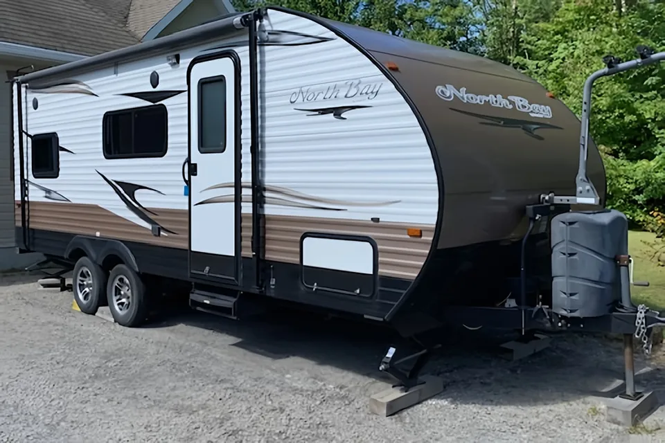 Christophe's Echo North Bay Travel Trailer