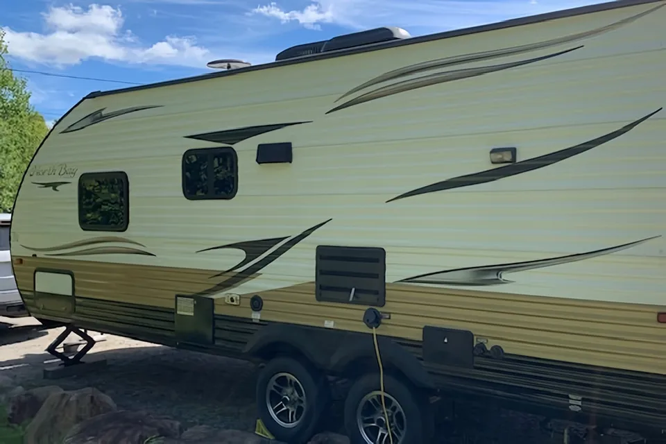Christophe's Echo North Bay Travel Trailer