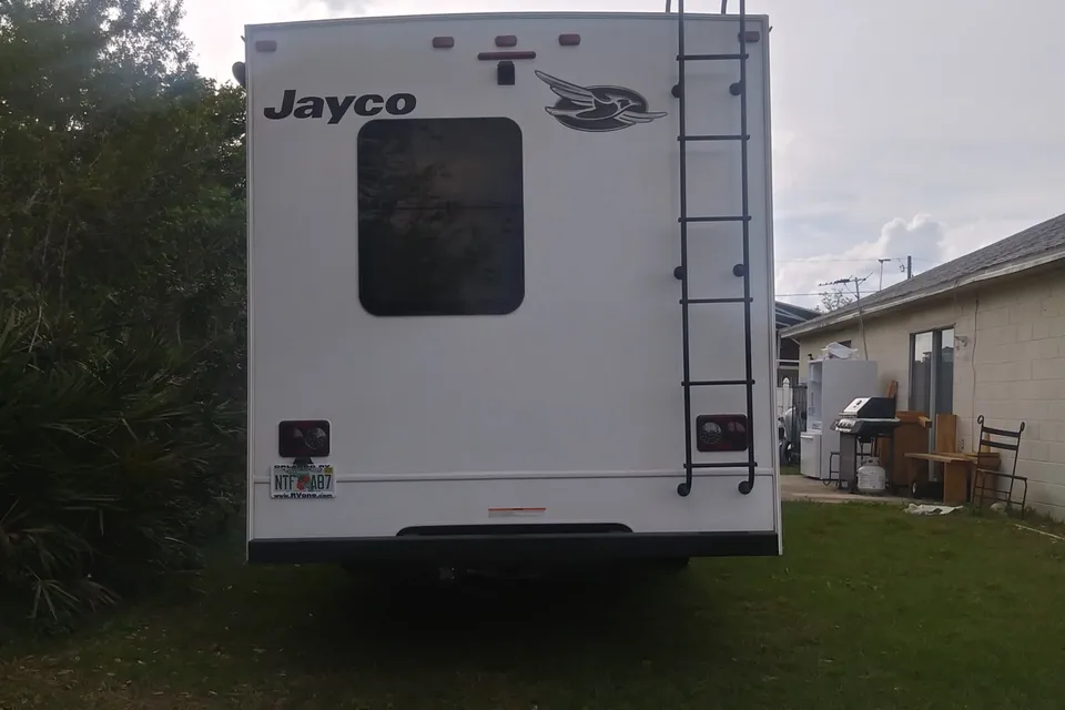 Oscar & Lucy Jayco Redhawk Class C