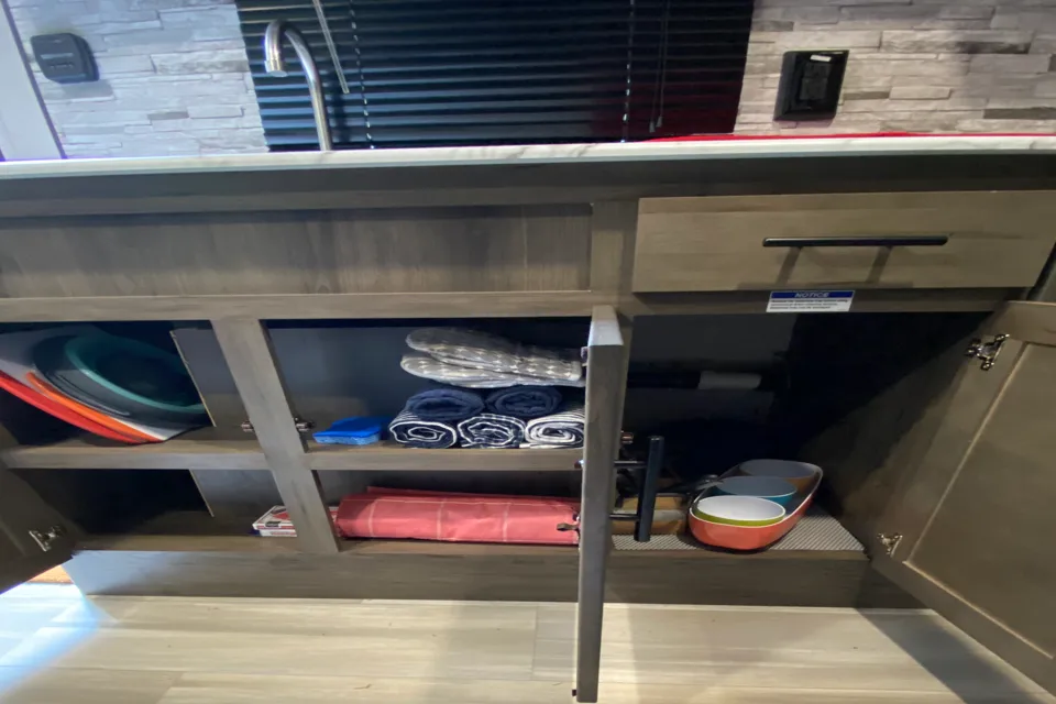 Adam's Coachman Clipper 21 BHS Travel Trailer