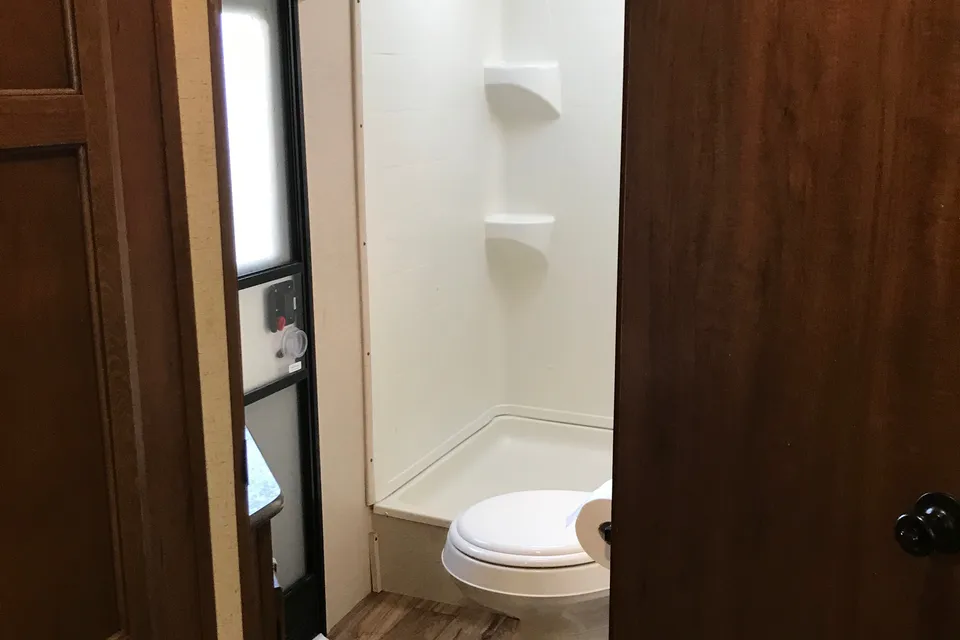 Large family and pet friendly!