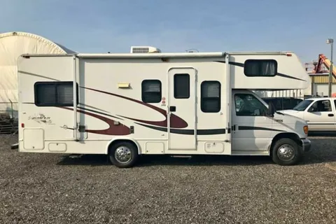 E450 Ford C class  Sunseeker RV