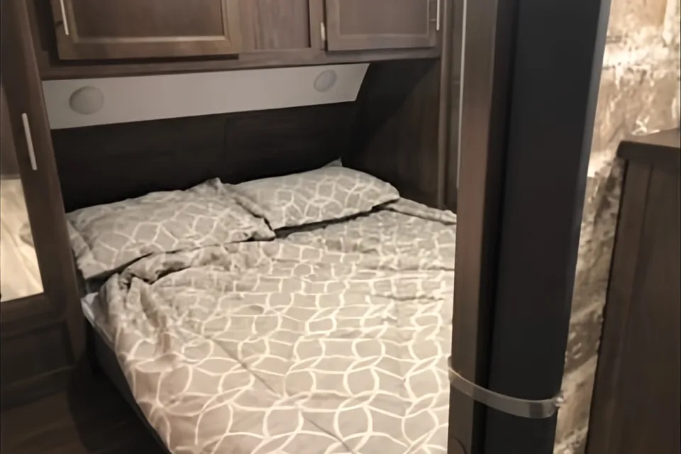 Forest River Cherokee Grey Wolf 29BH Travel Trailer