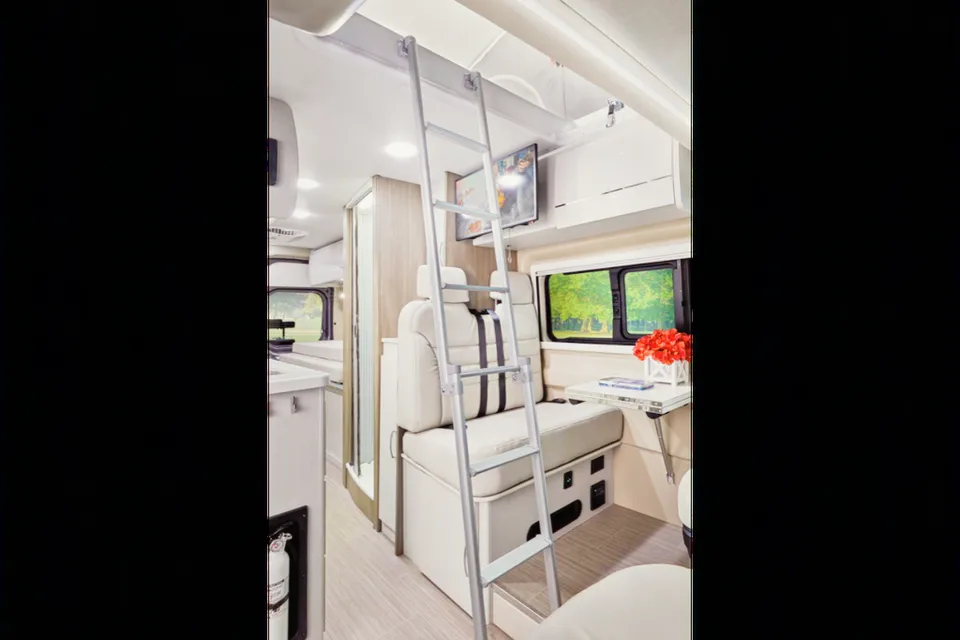 VANTURE _  Thor Tellaro  2022 Classe B