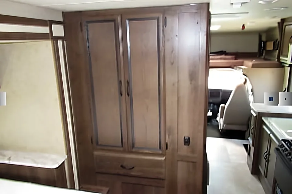 OFF THE GRID COACHMAN FREELANDER 21RS 