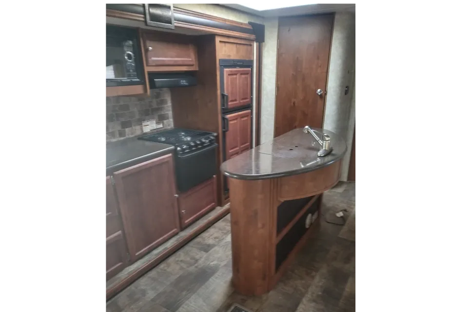 Gulf Stream 30RBI Travel Trailer