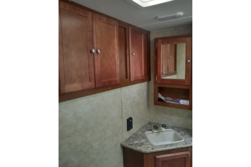 Gulf Stream 30RBI Travel Trailer