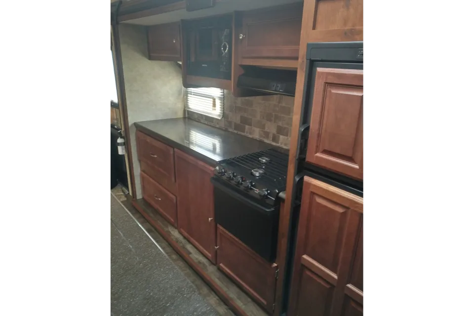 Gulf Stream 30RBI Travel Trailer