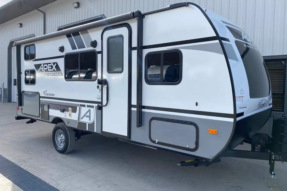 Take It Easy - 2022 Apex Nano 19’ Off Grid Travel Trailer