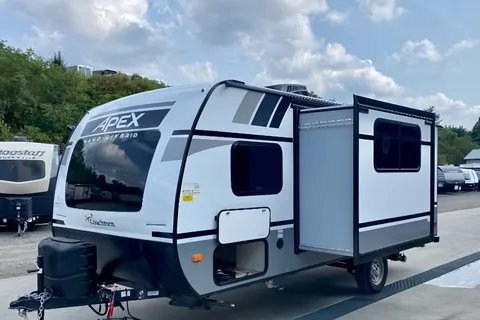 Take It Easy - 2022 Apex Nano 19’ Off Grid Travel Trailer