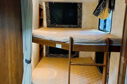 Keystone Bullet 28BHS Travel Trailer