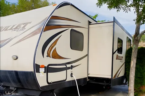 Keystone Bullet 28BHS Travel Trailer