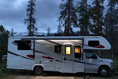 Robert 's Forest River Sunseeker 2650s-cdw Class C