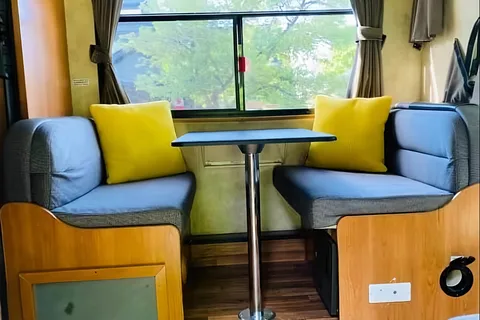 Jessica's Majestic Class C 23’ sleep 4-5