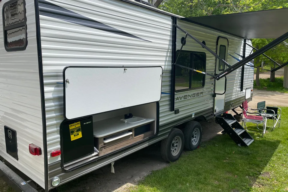 Eric's Prime Time 26BK  Travel Trailer
