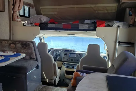 Twilight 2018 Motorhome 24'