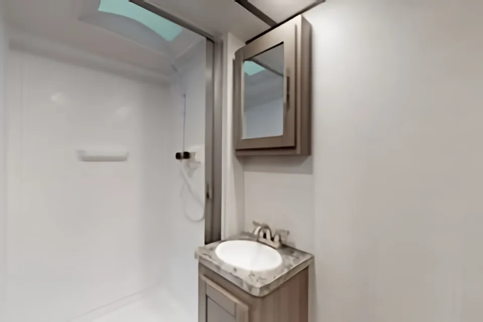 3 Year Old Crossroads Sunset Trail Travel Trailer