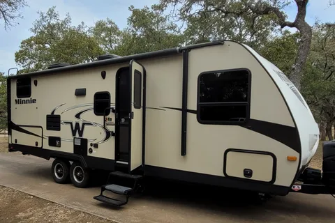 South Tejas RV Rentals-Minnie 