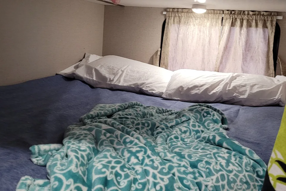 South Tejas RV Rentals-Minnie 