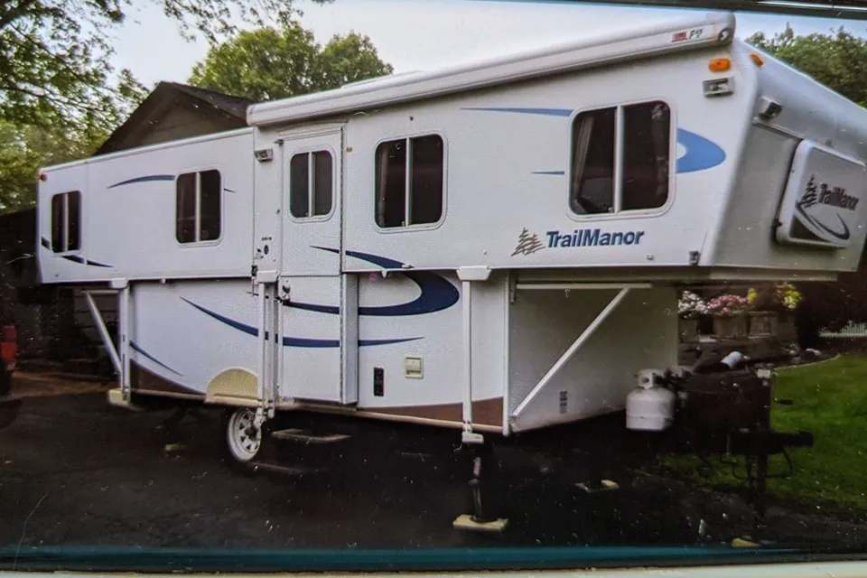 Rich's Trailmanor  19/26 Tent Trailer