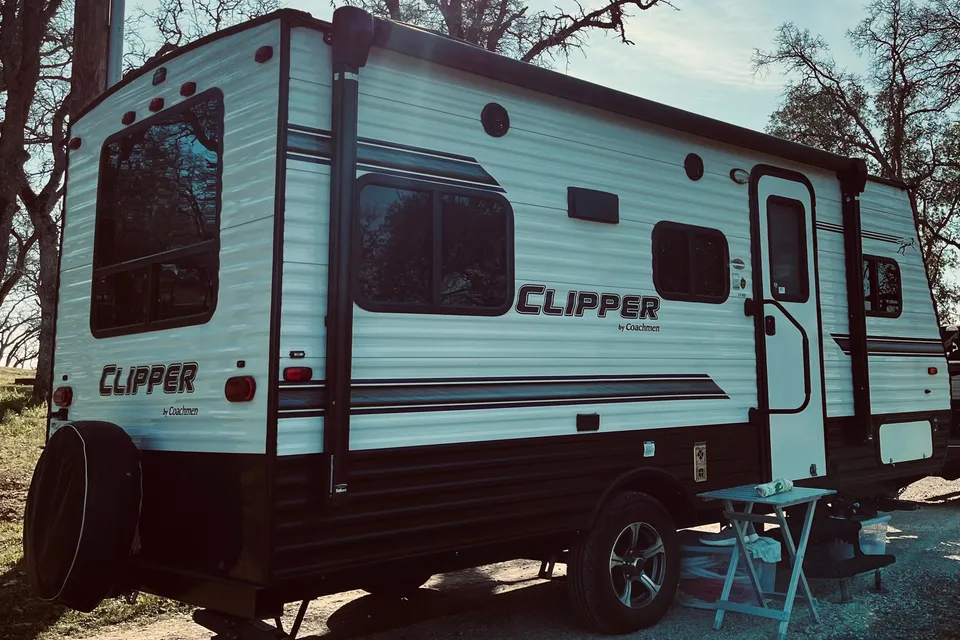 CozyRidez Coachmen Travel Trailer