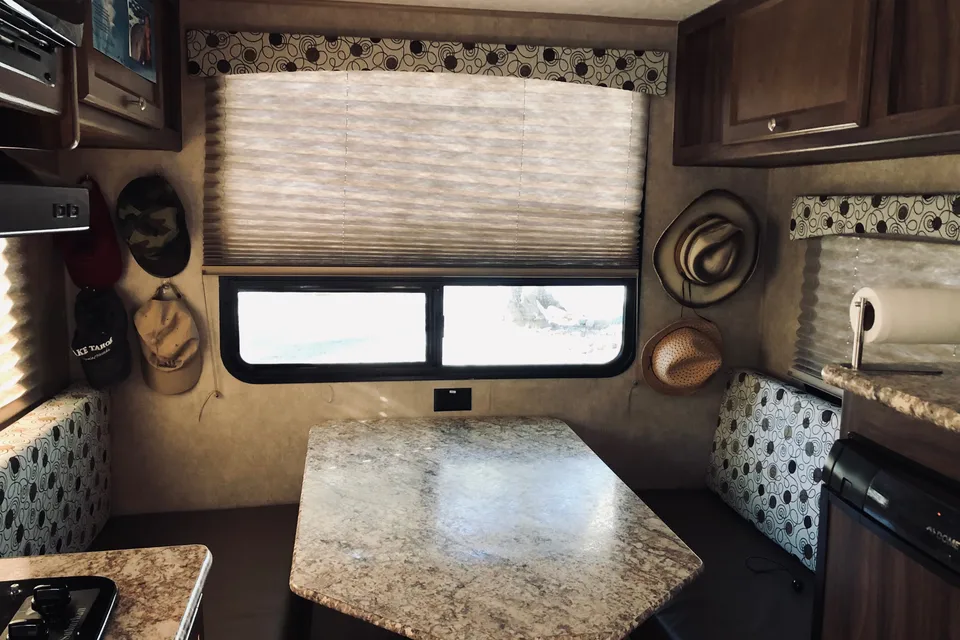 CozyRidez Coachmen Travel Trailer