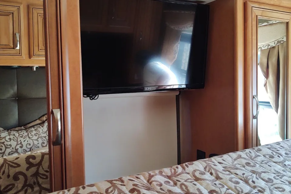 $149 per night, 8 night min. 5 hr generator per day, 400 miles per day
