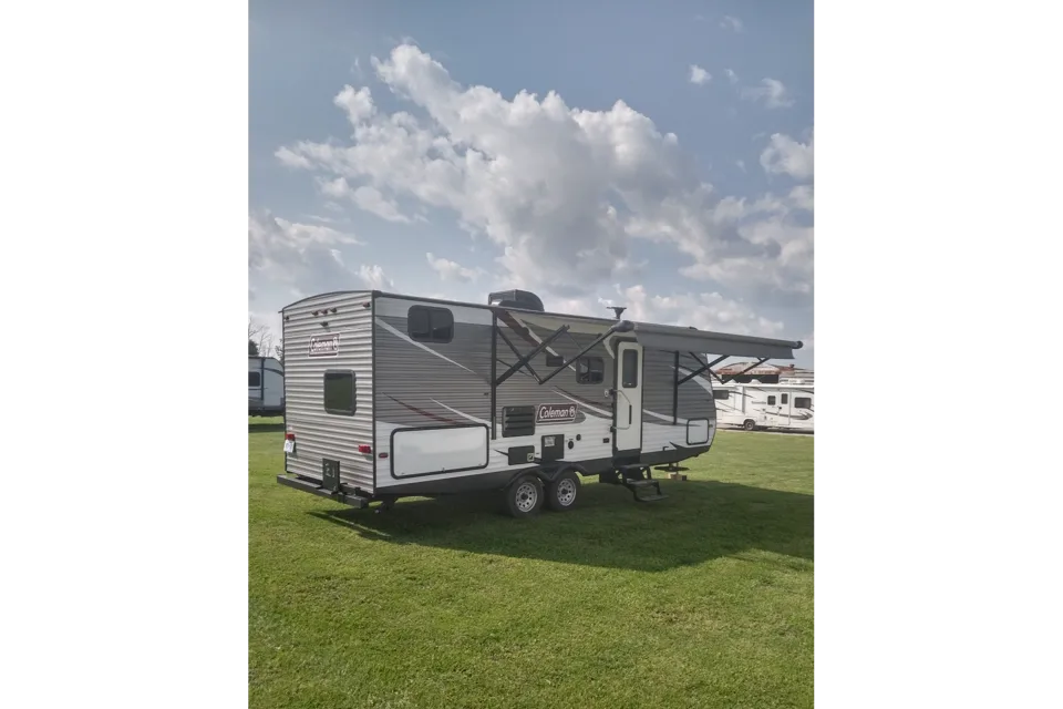 Coleman Lantern 244BH Travel Trailer