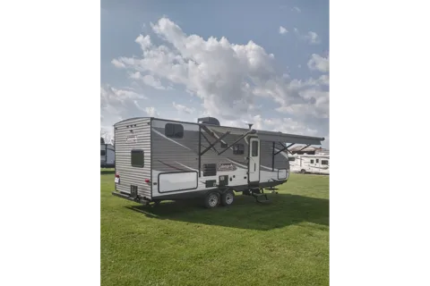  Coleman Lantern 244BH Travel Trailer