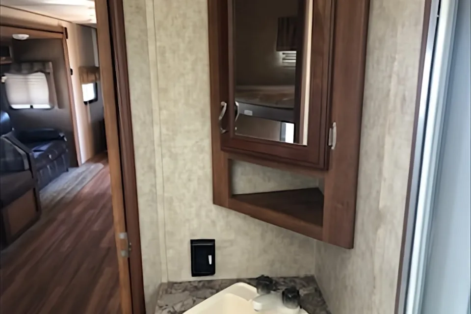 Prime Time Avenger 28 DBS Travel Trailer