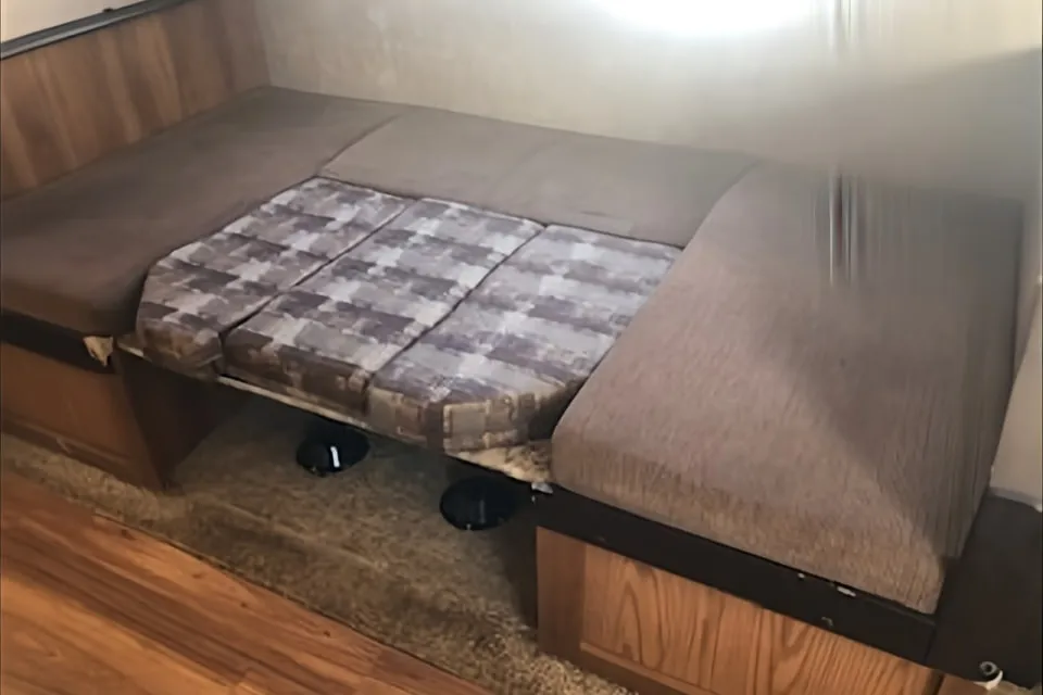 Prime Time Avenger 28 DBS Travel Trailer