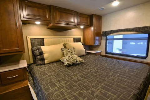 Coachman Mirada 35KB 2016 / LAVY est un rêve!