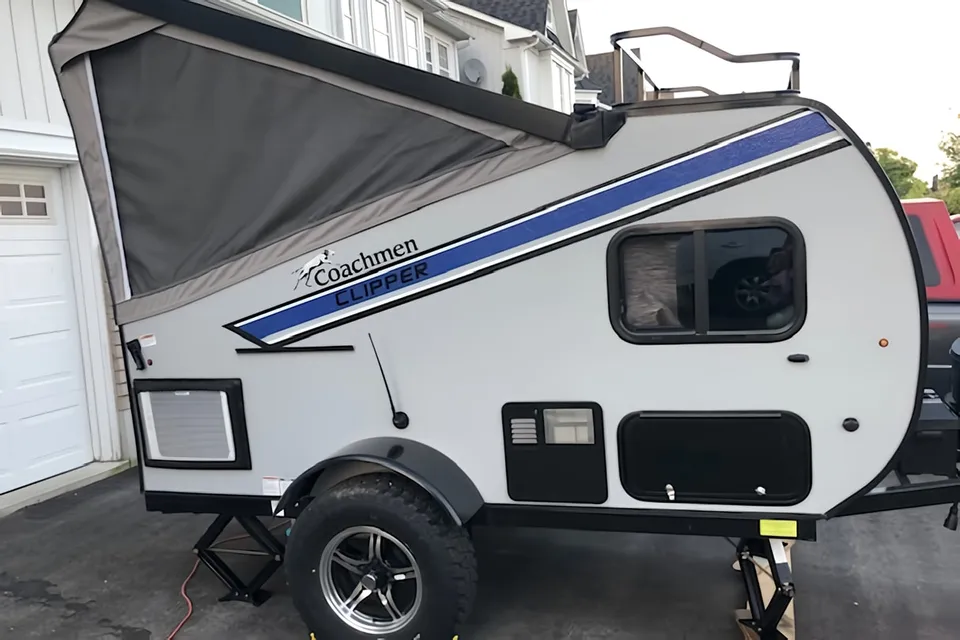 Jodi's 2020 Coachman Clipper Express 9.0TD (V-package) Micro Trailer