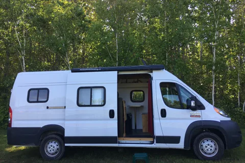 Vanlife_in_the-Maritimes