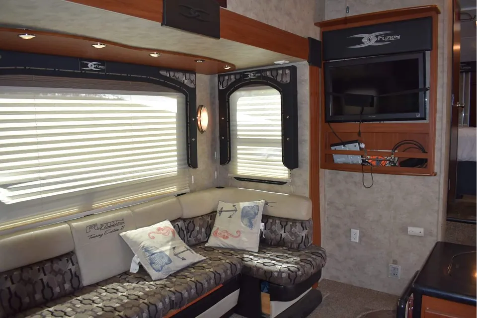 Adam's Keystone Fuzion touring edition